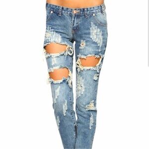 NWOT - One Teaspoon Trashed Awesome Baggies Jeans